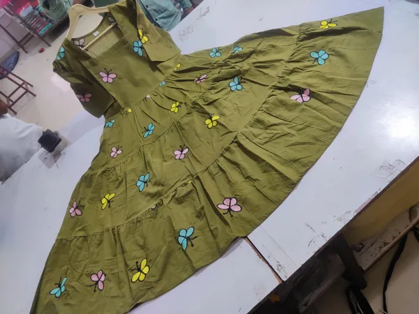 Mahndi_Green_Butterfly_Print_Cotton_Kurti_For_Women