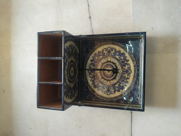 Chakra_Cutlery_+_Napkin_Holder