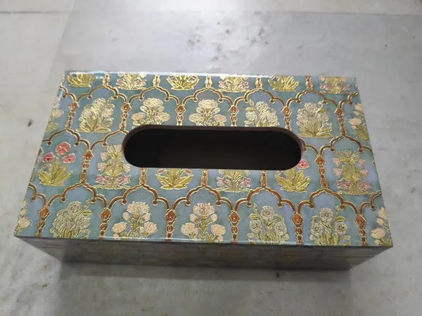 Royal_Bouquet_Tissue_Box_-_Wooden_Tissue_Holder_Box