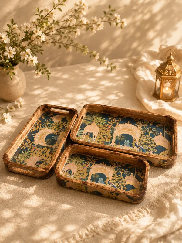 Set_of_3_-_Shalimar_Wooden_Tray_Set