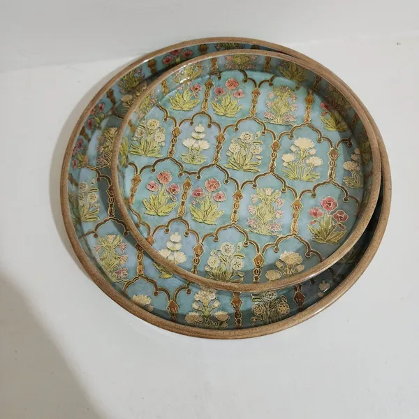 Pack_of_2_Royal_Bouquet_Round_Handcrafted_Wooden_Trays