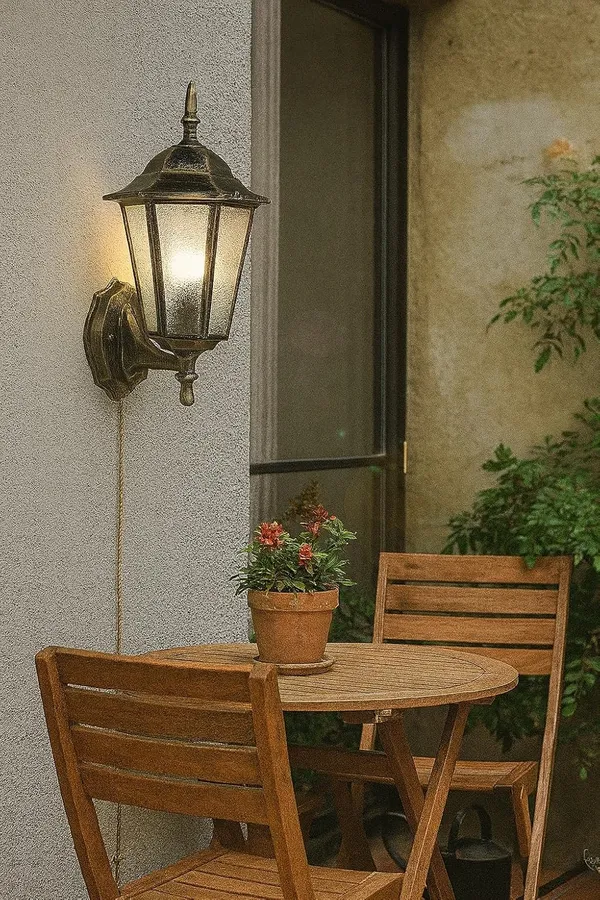 Tripping_Antique_Finish_Waterproof_Outdoor_Indoor_Wall_Lamp_Lantern_Antique_Lantern