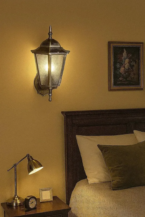 Tripping_Antique_Finish_Waterproof_Outdoor_Indoor_Wall_Lamp_Lantern_Antique_Lantern