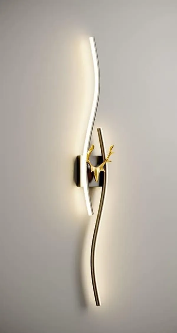 Black_Decorative_Sleek_Modern_Wall_Light