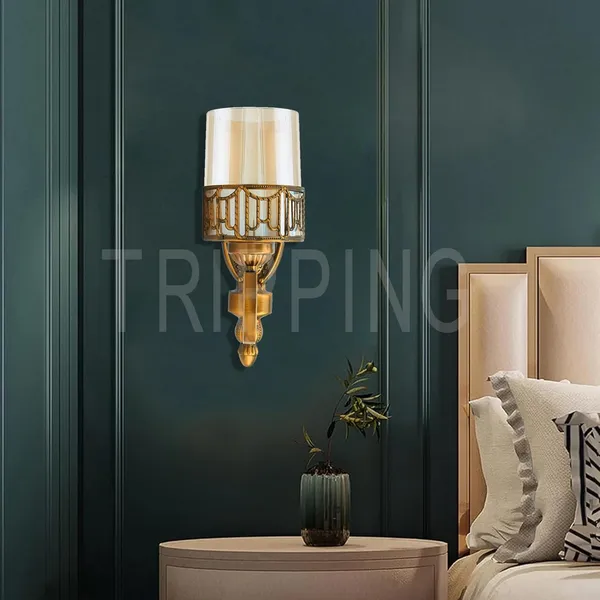 Gold_Decorative_Elegant_Flower_Design_4_Watt_Wall_Lamp