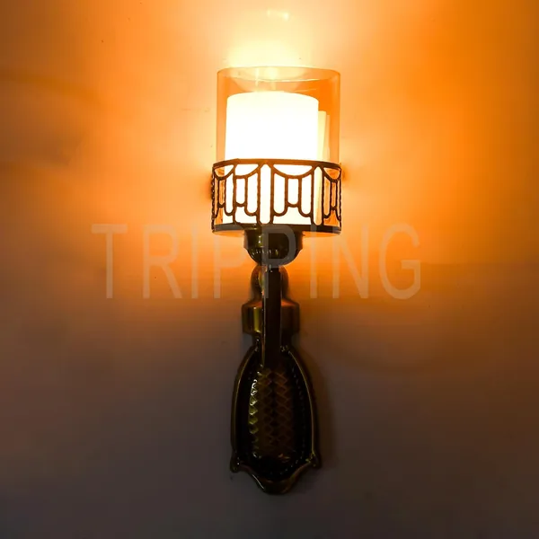 Gold_Decorative_Elegant_Flower_Design_4_Watt_Wall_Lamp