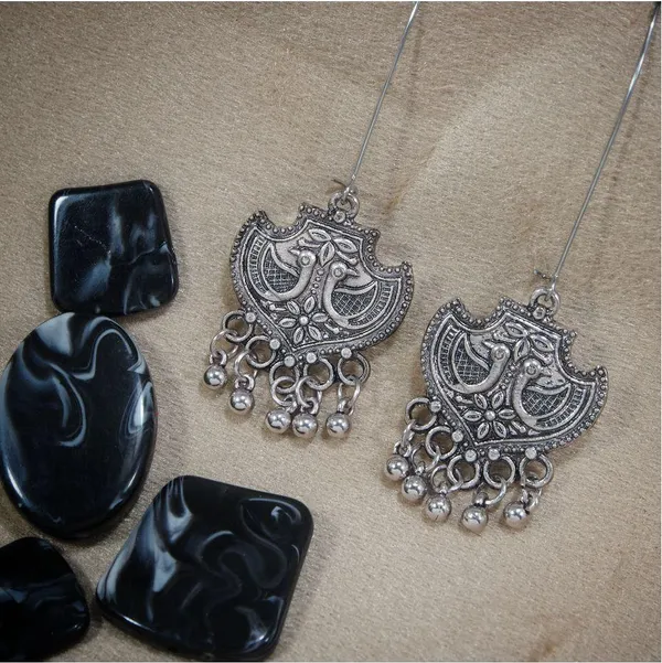 Antique_Silver_Plated_Peacock_Artwork_Long_Hooks_Earring__338_For_Women_&_Girls