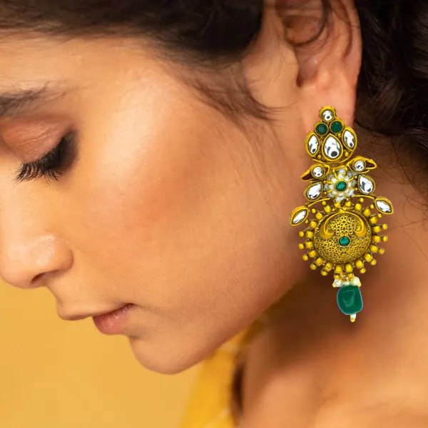 Gold_Plated_Traditional_Kundan_and_Emerald_Green_Stones_Dangel_earring_for_girl_and_Women_For_Women_&_Girls