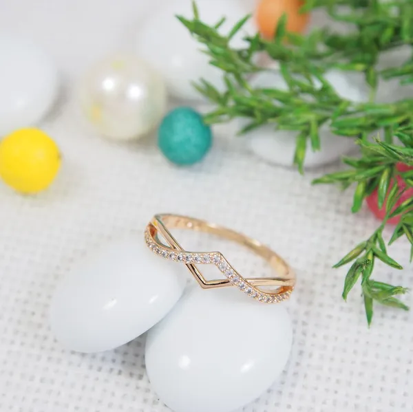 CZ_Gold_Plated_Inter_Twisted_Finger_Ring-_FR_4263_For_Women_&_Girls