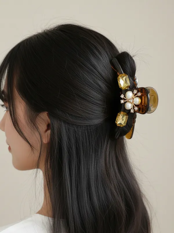 JWELLA_Set_of_3_Elegant_Mini_Hair_Claw_Clips_for_Women_–_Rhinestone_and_Pearl_Embellished_Hair_Clips,_Perfect_for_Styling_and_Special_Occasions