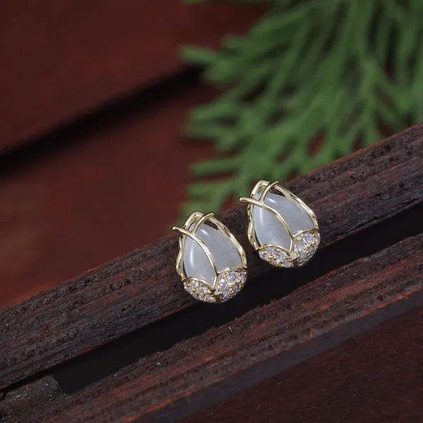 Korean_Natural_Moonstone_Stud_Earring_-_KRNER_5384_For_Women_&_Girls