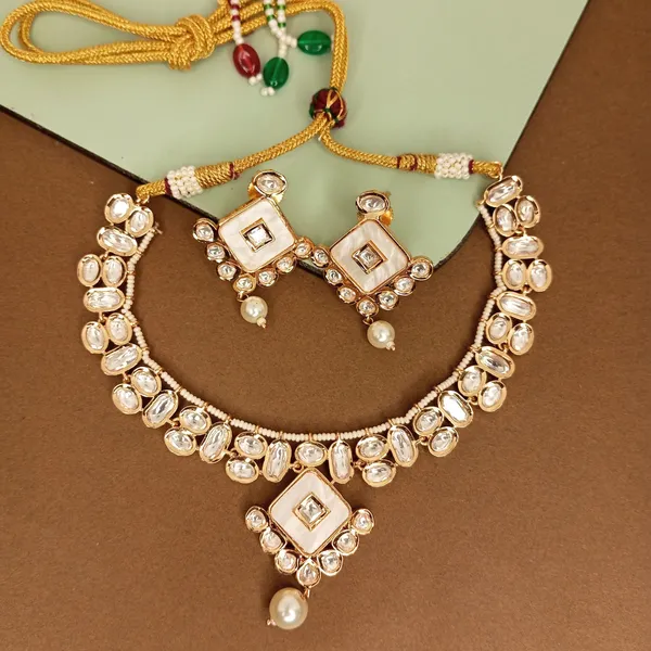 Mother_of_Pearl_&_Polki_Necklace_Set_For_Women_&_Girls