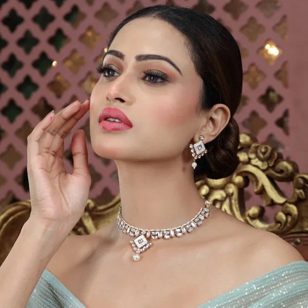 Mother_of_Pearl_&_Polki_Necklace_Set_For_Women_&_Girls