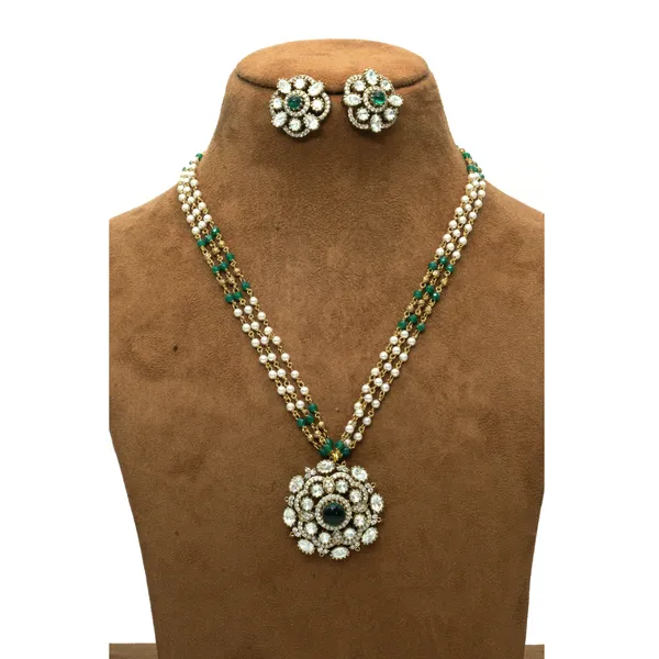 GoldPlated_Teardrop_Cubic_Zirconia_and_Emerald_Accent_Necklace_Set_with_Matching_Earrings_For_Women_&_Girls