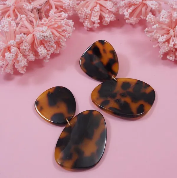 Acrylic_Resin_Colourful_Earring_For_Women_&_Girls