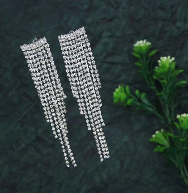 Silver_Plated_Rhinestone_Tassel_Dangle_Earring_3448_For_Women_&_Girls