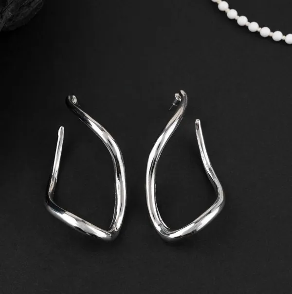 Irrengular_Shape_Drop_Wen_Earring_For_Women_&_Girls