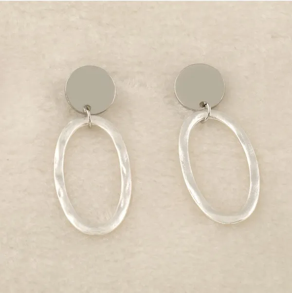Silver_Plated_Oval_Shaped_Drop_Earring_555_For_Women_&_Girls