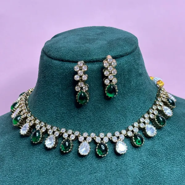 GoldPlated_Green_and_Cubic_Zirconia_Teardrop_Necklace_Set_with_Matching_Earrings_For_Women_&_Girls