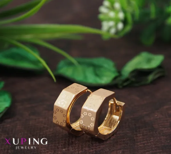 Gold_Plated_Floral_Designed_Xuping_Hoops_Earring_For_Women_&_Girls