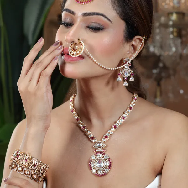 Antique_Gold-Plated_Kundan_Necklace_Set_with_Ruby_Accents_For_Women_&_Girls