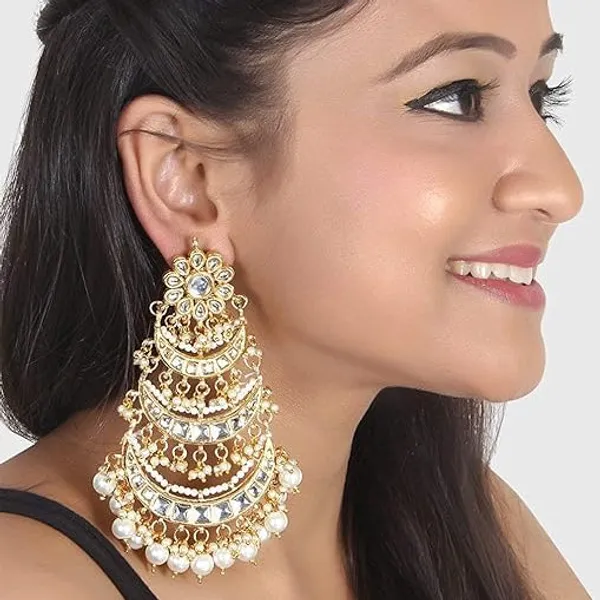 Chandbali_Earrings_|_Bollywood-Style_Gold_plated_Kundan_and_Pearl_Earrings_For_Women_&_Girls