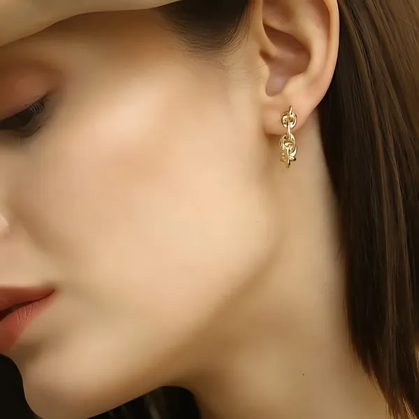 Chunky_Gold_Chain-Link_Hoop_Earrings_For_Women_&_Girls