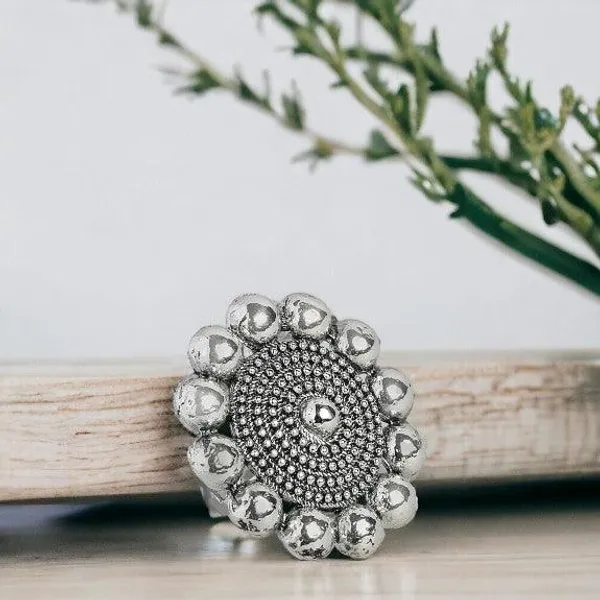 Oxidised_Silver-Plated_Circular_Finger_Ring_For_Women_&_Girls