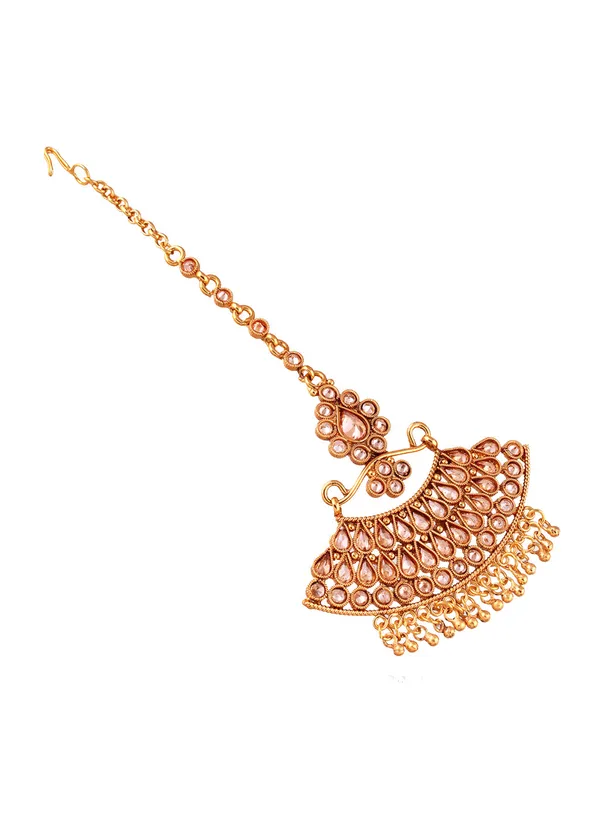 Elegant_Kundan_Maang_Tikka_with_Delicate_Pear-Shaped_Detaili_For_Women_&_Girls