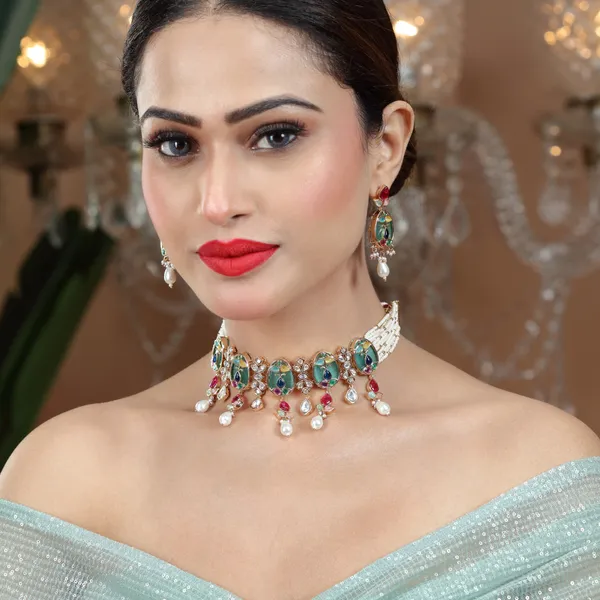 Elegant_Multicolor_Kundan_Bridal_Choker_Necklace_Set_with_Pe_For_Women_&_Girls