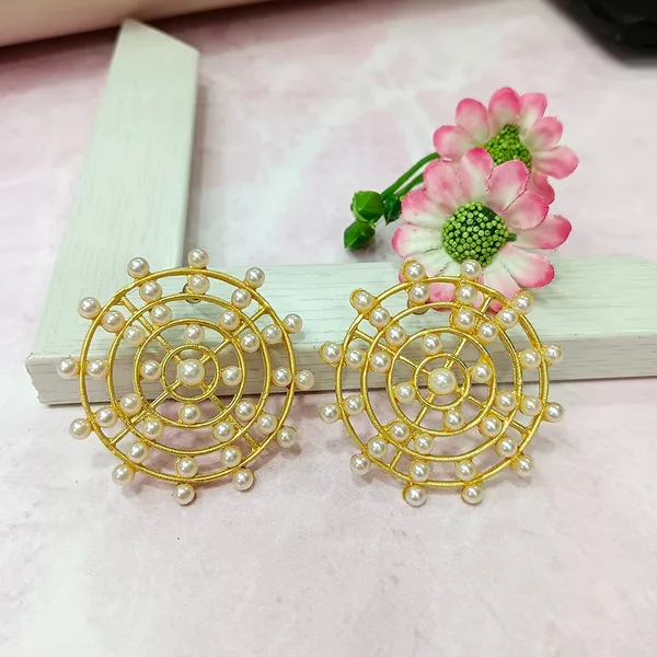 Elegant_Pearl_Studded_Circular_Gold_Earrings_For_Women_&_Girls