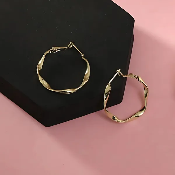 Elegant_Twisted_Gold_Hoop_Earrings_-_18k_Plated_For_Women_&_Girls