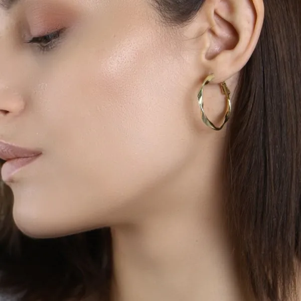 Elegant_Twisted_Gold_Hoop_Earrings_-_18k_Plated_For_Women_&_Girls