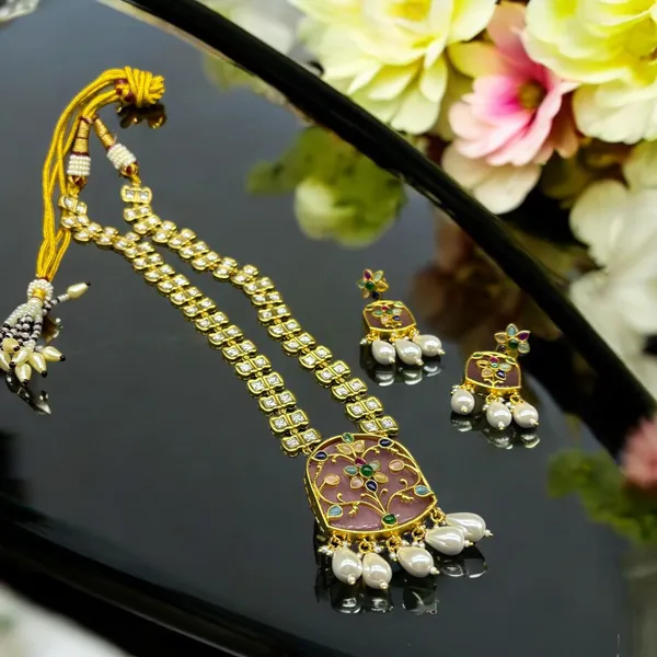 Exquisite_Kundan_Pearl_&_Enamel_Necklace_Set_For_Women_&_Girls