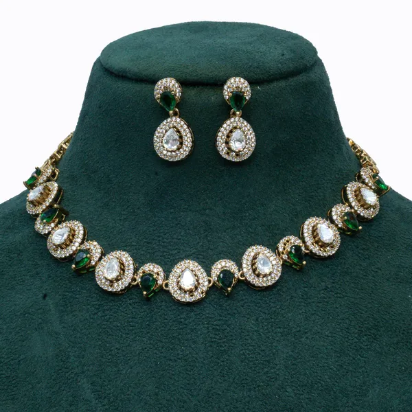 Gold-Plated_Emerald_&_Zirconia_Teardrop_Bridal_Necklace_Set_For_Women_&_Girls