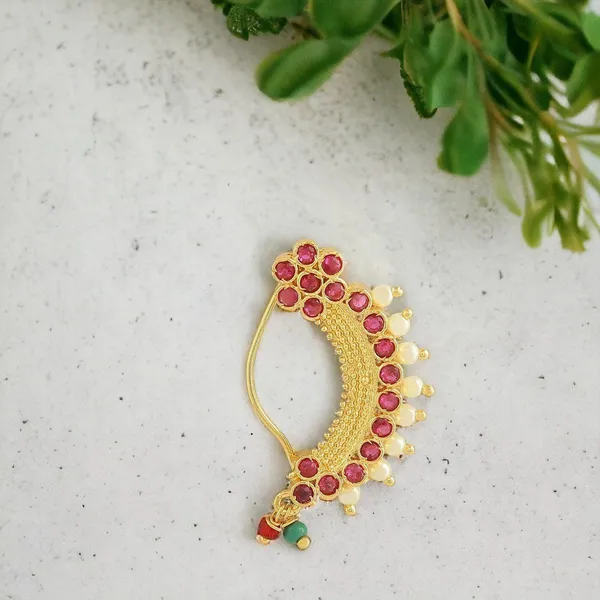 Gold_Plated_Floral_Design_Nosepin_For_Women_&_Girls