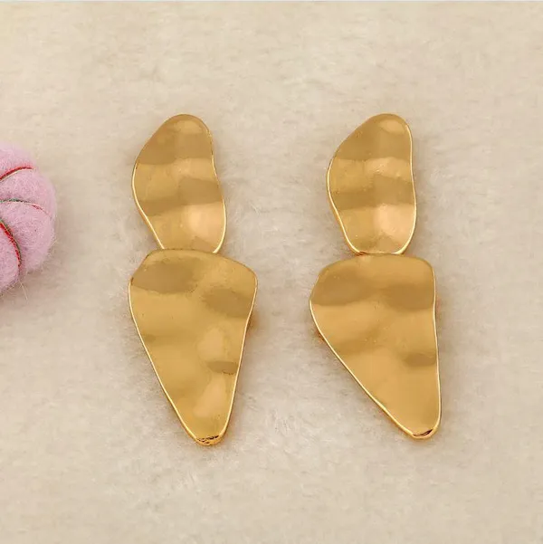 Gold_Plated_Hand_Crafted_Geometric_Shaped_Drop_Earring-_WER_538_For_Women_&_Girls
