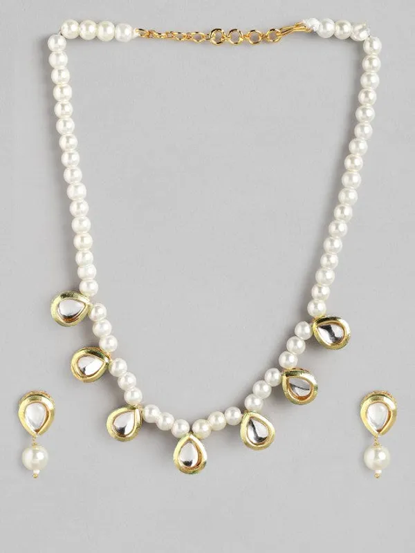Gold-Plated_Kundan_&_Pearl_Necklace_Set_With_Matching_Earrings_For_Women_&_Girls