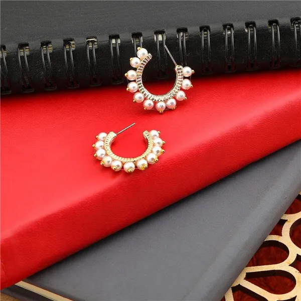 Gold_Plated_Open_Circular_Shaped_Pearl_Hoops_Earring-_PER119_For_Women_&_Girls