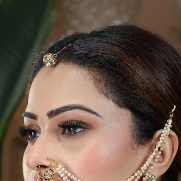 Gold-Plated_Handcraft_Kundan_Maang_Tikka_For_Women_&_Girls