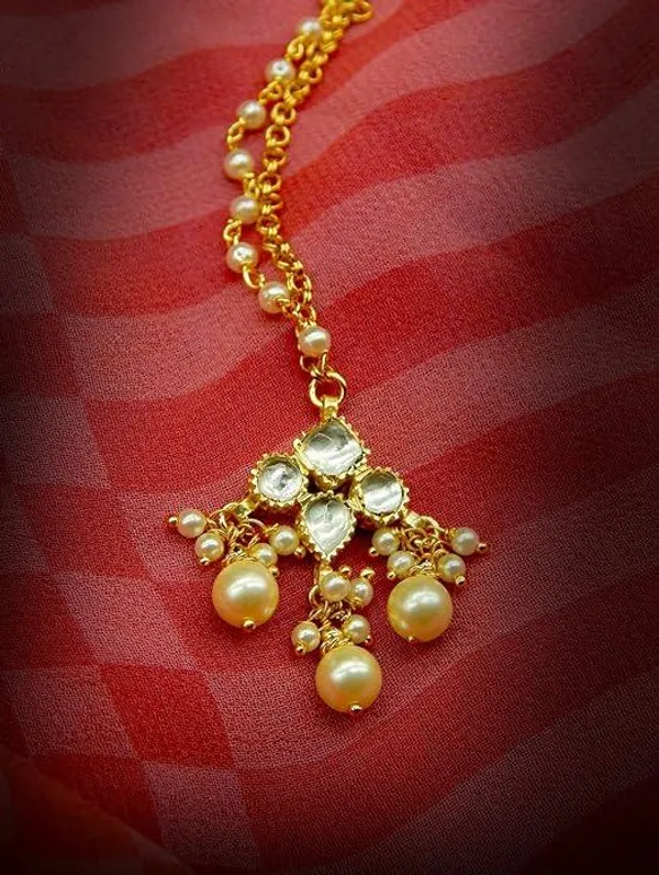 Gold-Plated_Maang_Tikka_For_Women_&_Girls