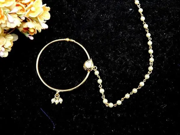 Gold-Plated_Kundan_Studded_Nose_Ring_For_Women_&_Girls