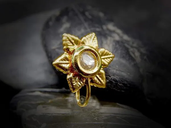 Gold-Plated_Flower-Shaped_Nosepin_For_Women_&_Girls
