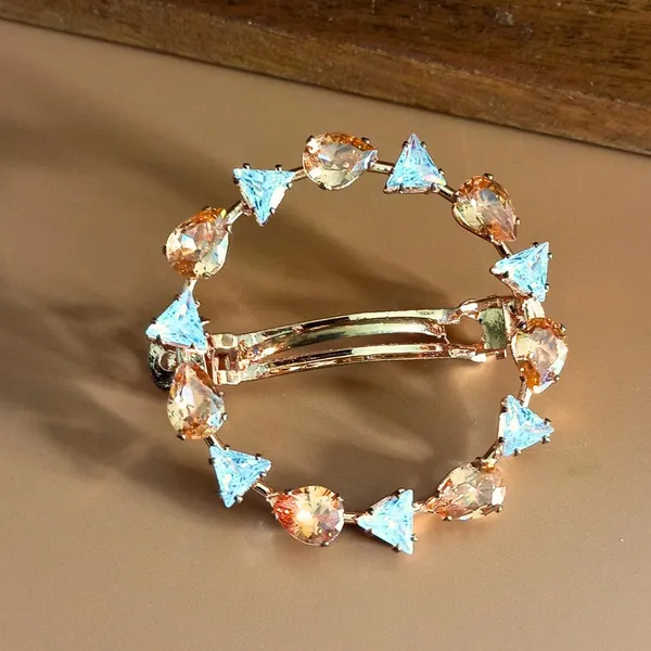 Trendisia_Luxury_Crystal_Hair_Clip_–_Rose_Gold_Round_Barrette_with_Champagne_&_Triangular_Stones_for_Women_For_Women_&_Girls