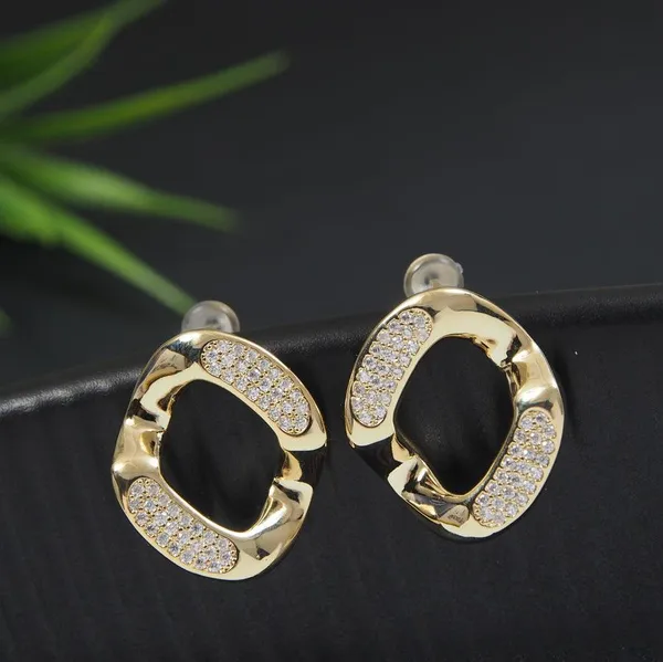 Korean_Gold_Plated_Curve_Circle_Stud_Rhinestone_Half_Blank_Component_Earring-_KRNER_4650_For_Women_&_Girls