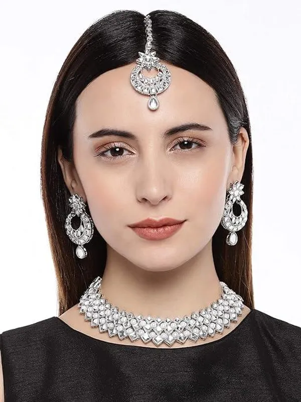 Silver-Toned_Kundan_Pearls_Bridal_Jewellery_Set_For_Women_&_Girls
