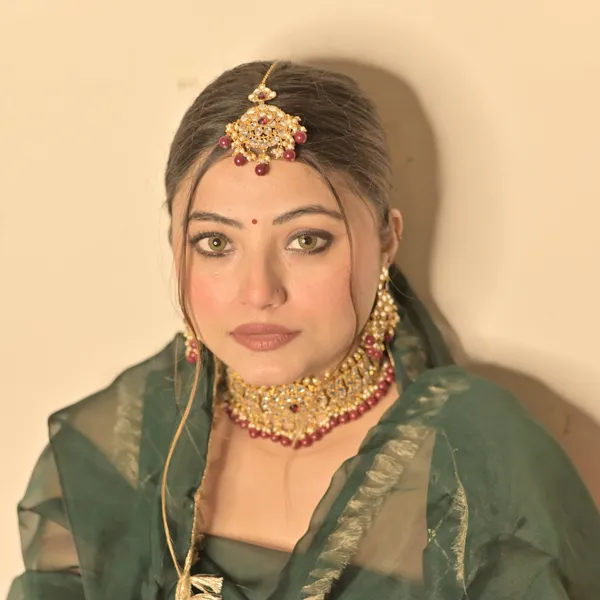 Gold-Toned_Kundan_Pearls_Ruby_Choker_Jewellery_Set_For_Women_&_Girls