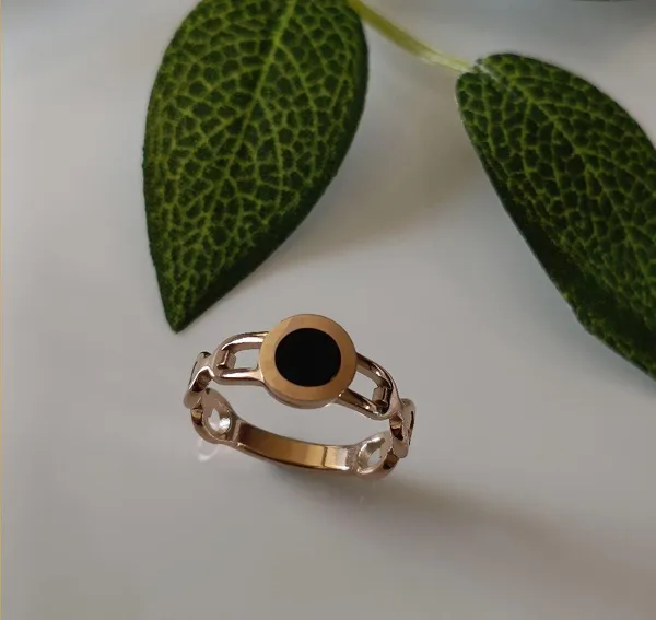 Rose_Gold_Plated_Handwatch_Design_Stainless_Steel_Finger_Rin_For_Women_&_Girls