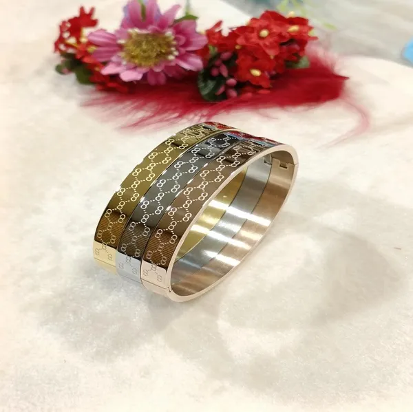 Set_of_Three_Stainless_Steel_Unisex_Kada-_STKD_4138_For_Women_&_Girls