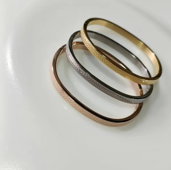 Set_of_Three_Stainless_Steel_Unisex_Kada-_STKD_4163_For_Women_&_Girls